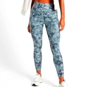 EUC Athleta Salutation Stash Pocket II Printed 7/8 Tight Tie Dye Green Small